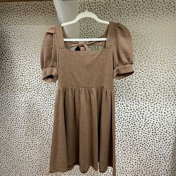 mine Dresses & Skirts - Mine textured brown dress